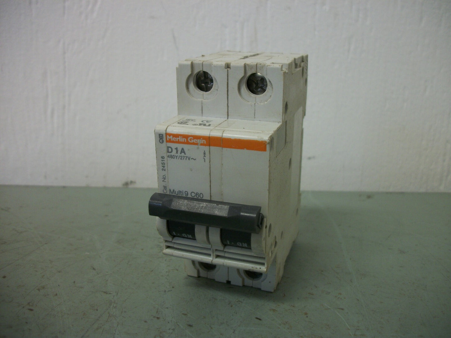 MERLIN GERIN MULTI9 C60 MOTOR CIRCUIT BREAKER MG24516 1AMP 480VOLT 2POLE