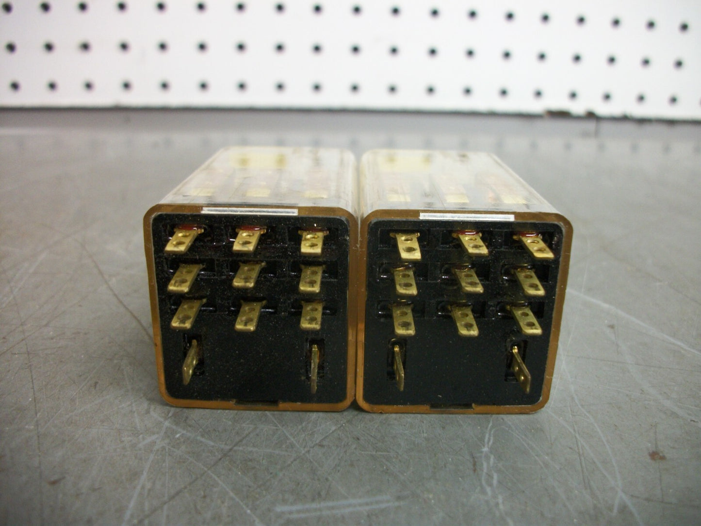 SQUARE D LOT OF 2 3PDT RELAYS 8501KSD13 48VDC