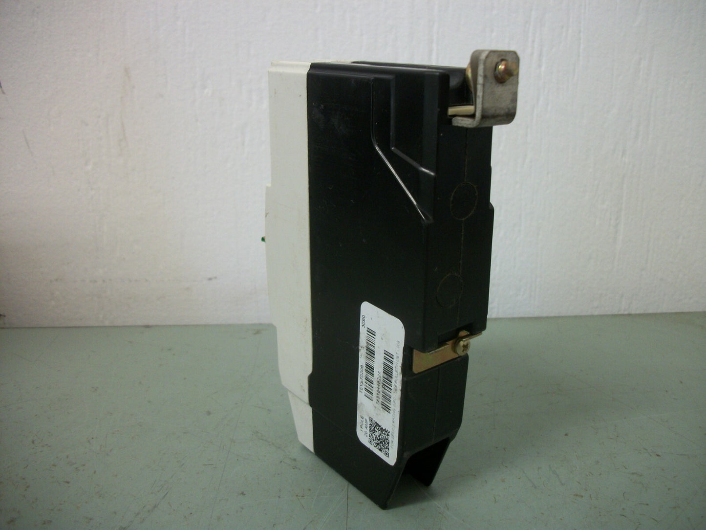 GE TEY CIRCUIT BREAKER TEY1020B 20AMP 277VOLT 1POLE