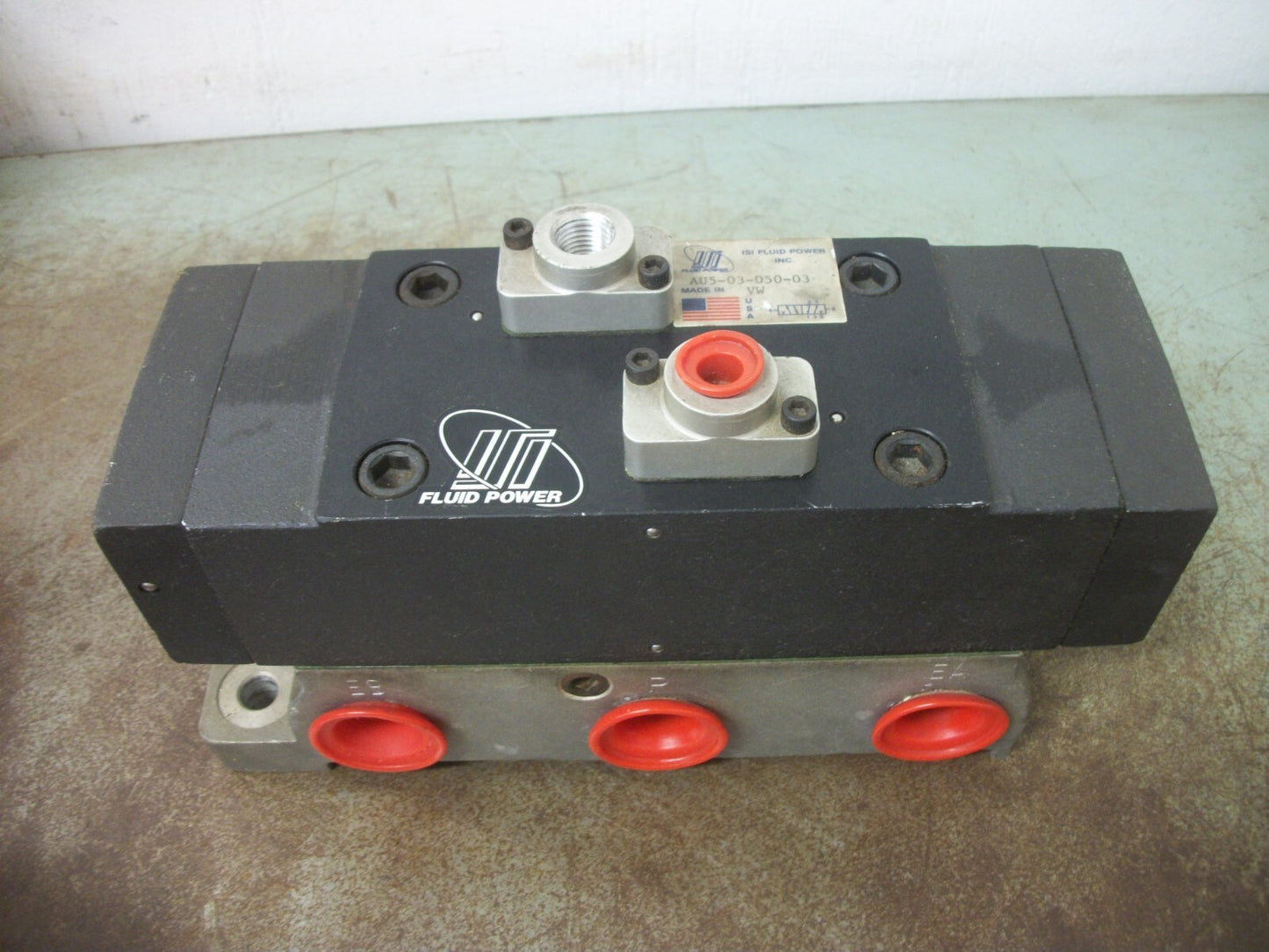 ISI AU5-150 FLUID POWER SOLENOID VALVE AU5-03-050-03 NEW