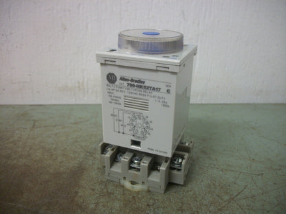 ALLEN-BRADLEY MULTI-FUNCTION TIMING RELAY 700-HR52TA17 0.05SEC TO 300H