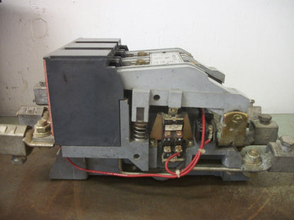 WESTINGHOUSE GCA 530 SIZE 5 CONTACTOR 2045A40G01 300AMP