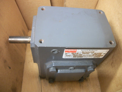 DAYTON 40:1 RATIO GEAR BOX SPEED REDUCER 6Z449 1750RPM IN 44RPM OUT NIB