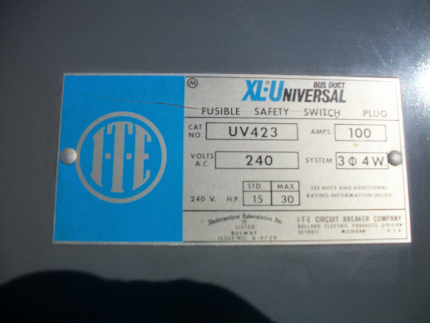 SIEMENS ITE XL-UNIVERSAL FUSIBLE BUS PLUG UV423 100AMP 240VOLT 3PH 4W