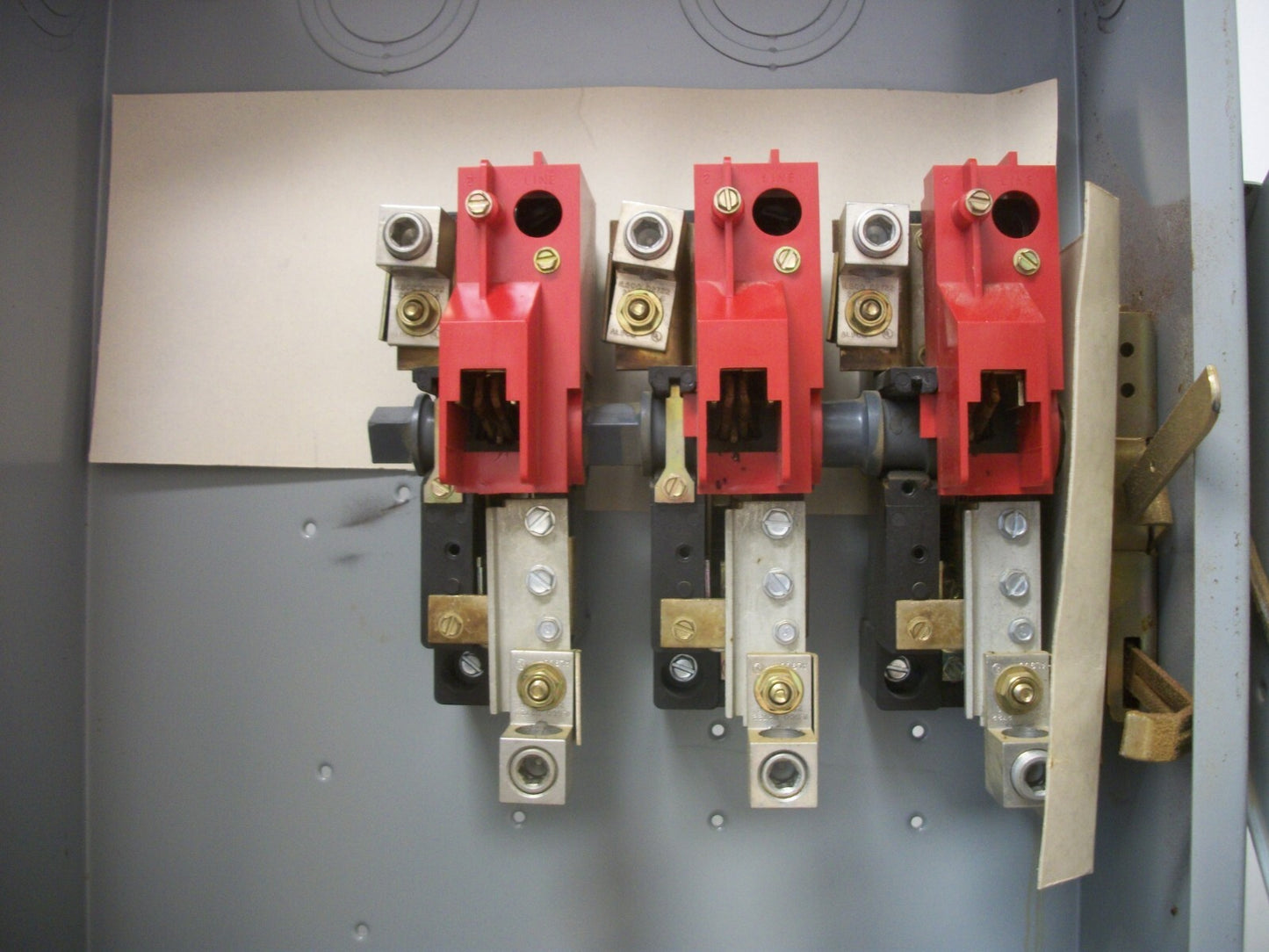 CUTLER-HAMMER DISCONNECT TYPE 1 DH364UGK 200AMP 600VOLT 3POLE NON-FUSIBLE NOTE