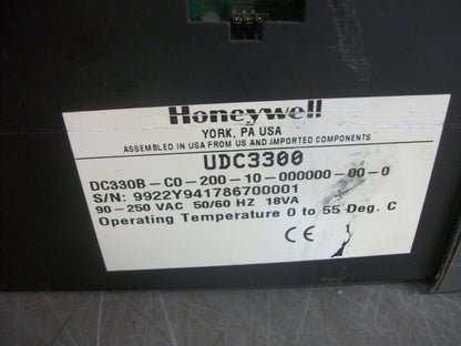 HONEYWELL UDC3300 TEMPERATURE CONTROLLER DC330B-C0-200-10-000000-00-0