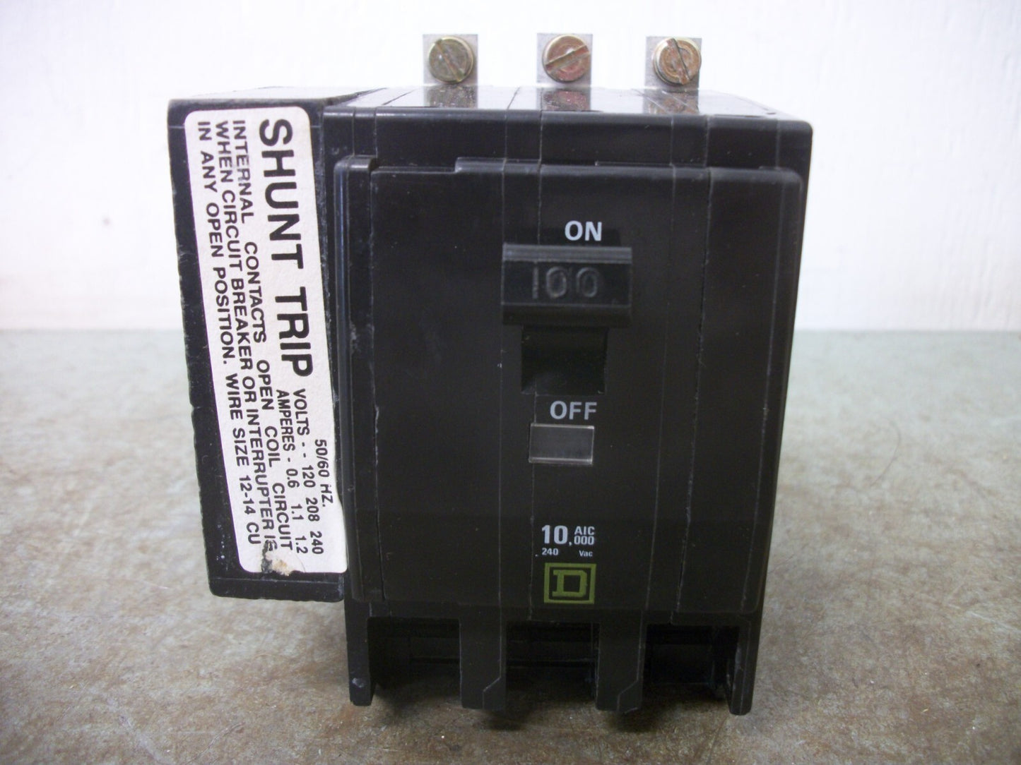 SQUARE D QOB CIRCUIT BREAKER QOB31001021 100AMP 240VOLT 3POLE W/SHUNT