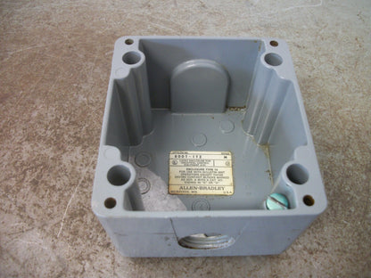 ALLEN-BRADLEY C-H GREEN MOMENTARY JUMBO MUSHROOM PUSHBUTTON 10250T33G