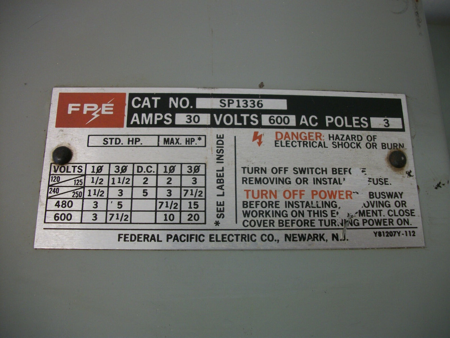 FEDERAL PACIFIC FUSIBLE BUS PLUG SP1336 30AMP 600VOLT 3PH 3POLE