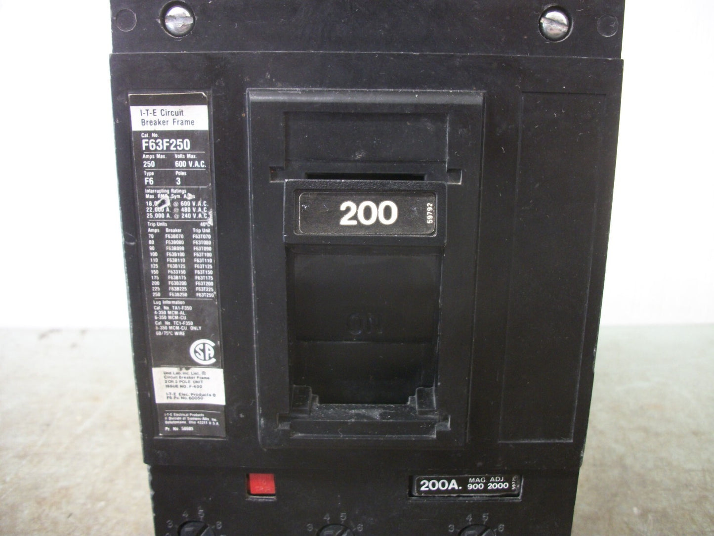 SIEMENS F6 CIRCUIT BREAKER F63F250 250AMP 600VOLT 3POLE W/200A TRIP