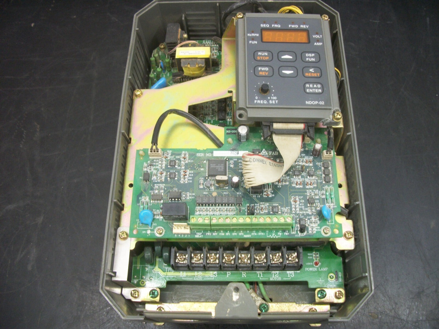 MOTORTRONICS CSD 10HP VARIABLE FREQUENCY DRIVE CSD-410-N 380-460VOLT 3PH 17.5AMP