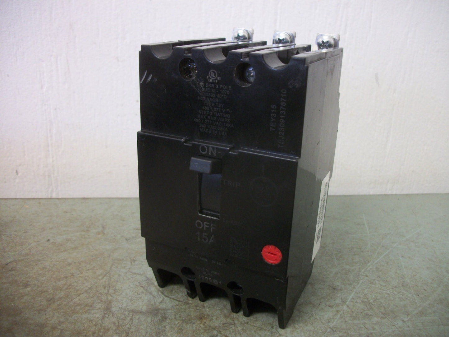 GE TEY CIRCUIT BREAKER TEY315 15AMP 480VOLT 3POLE