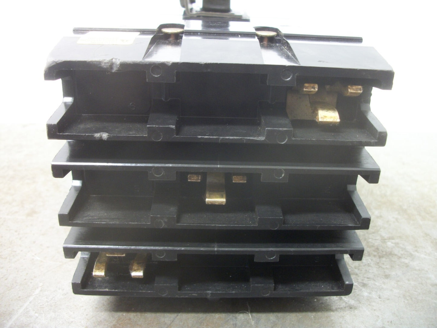 SQUARE D I-LINE I-LIMITER FI CIRCUIT BREAKER FI36030 30AMP 600VOLT 3POLE GRAY