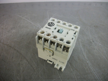 ALLEN-BRADLEY MINI CONTACTOR 100-MO9NZ*31 12AMP 24VCOIL 3PH 600V 5HP