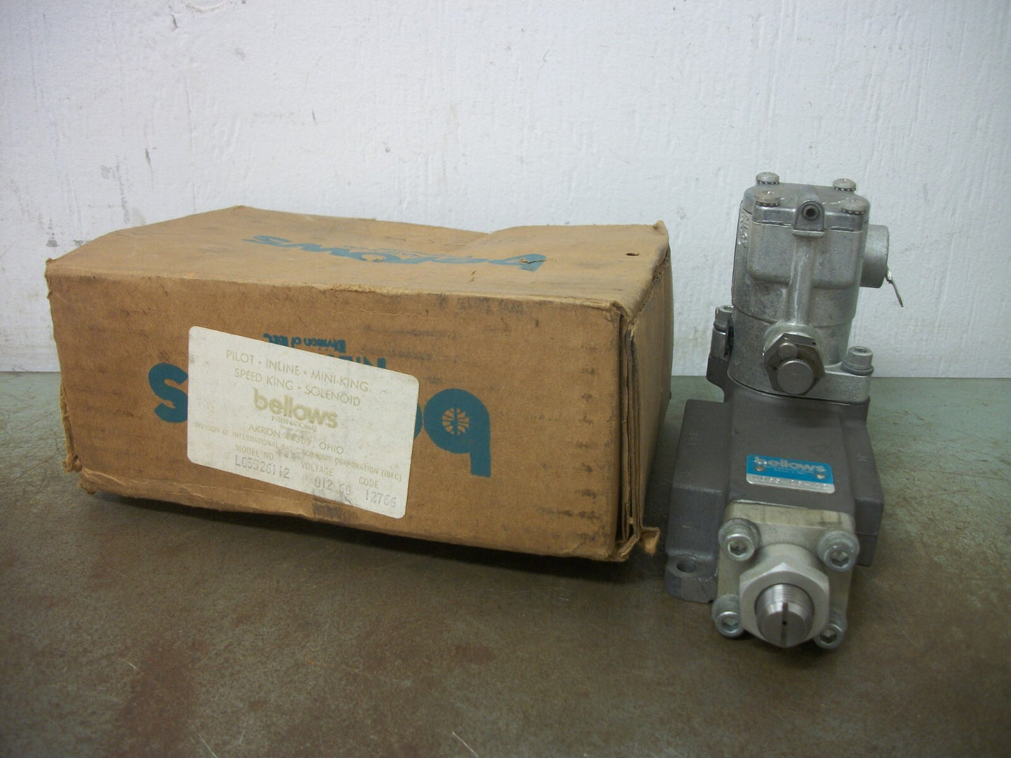 BELLOWS VALVAIR SPEED KING PILOT VALVE L05526112 NIB