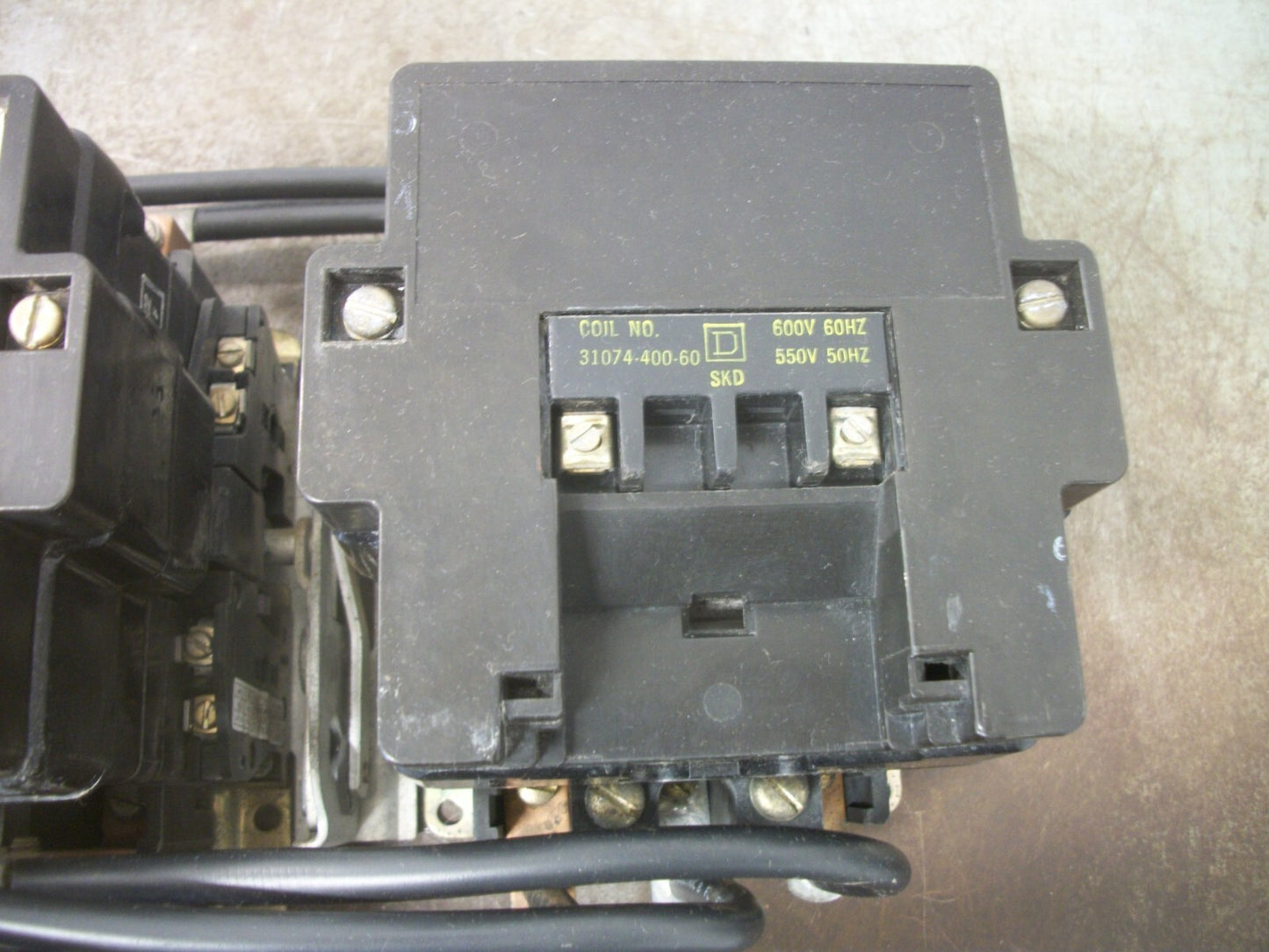 SQUARE D SIZE 3 REV MOTOR STARTER 8736SEO2 600VCOIL 3PH 600V 50HP