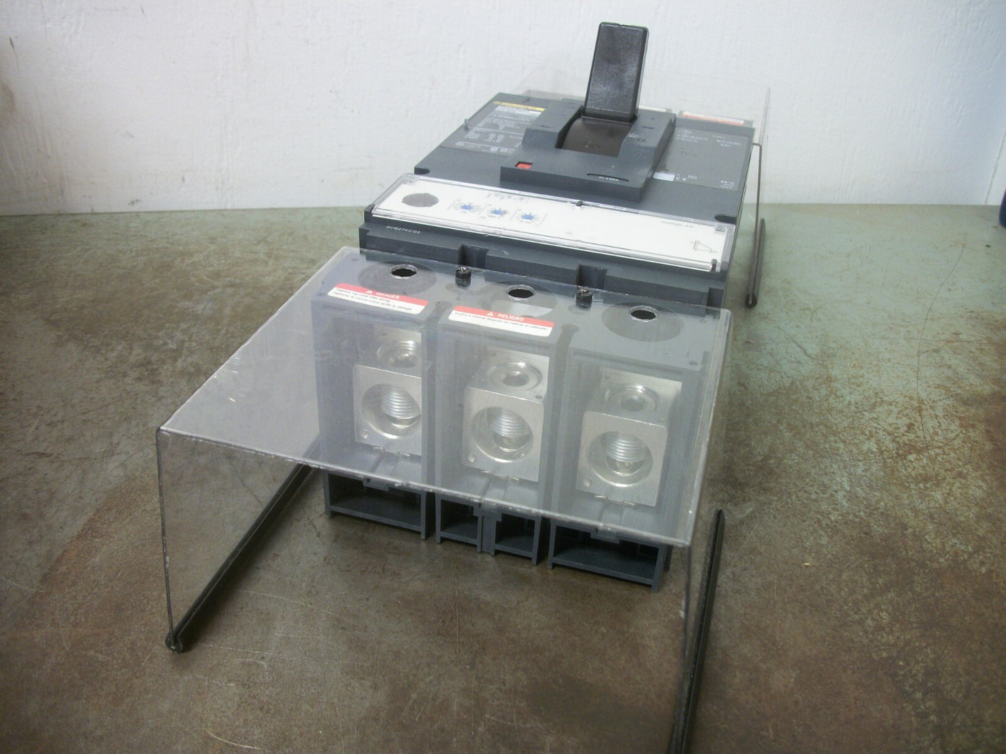 SQUARE D POWERPACT LJ CIRCUIT BREAKER LJL36400U31XLY 400AMP 600VOLT 3POLE