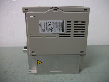 TELEMECANIQUE LEXIUM 05 0.65KW SERVO DRIVE LXM05AD17F1 120VOLT 1PH