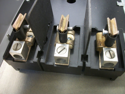 SIEMENS FUSIBLE VACU-BREAK BRANCH SWITCH V7E3603 100AMP 600VOLT 3POLE 3PH NOB