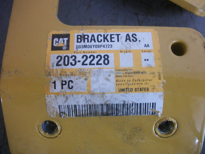 CAT SET OF 2 BRACKET ASSEMBLIES 203-2228 NEW