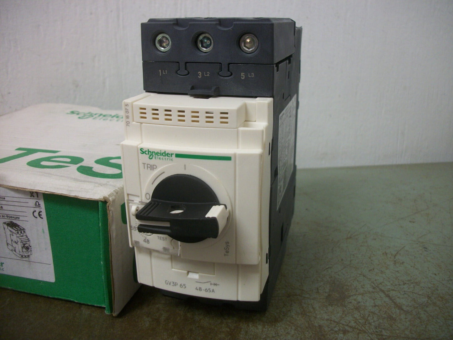 TELEMECANIQUE MOTOR CIRCUIT BREAKER GV3P65 48-65AMP NIB