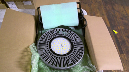 HUBBELL 93076216 UTILIBAY LED LIGHT UTB-5K-N-HO-U-CD-GR 120/277VOLT NIB