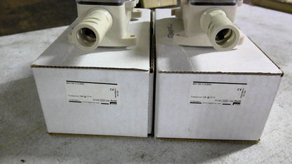 BAPI LOT OF 2 TEMPERATURE SENSOR TRANSMITTERS BA/10K-2-O-BB2 NIB