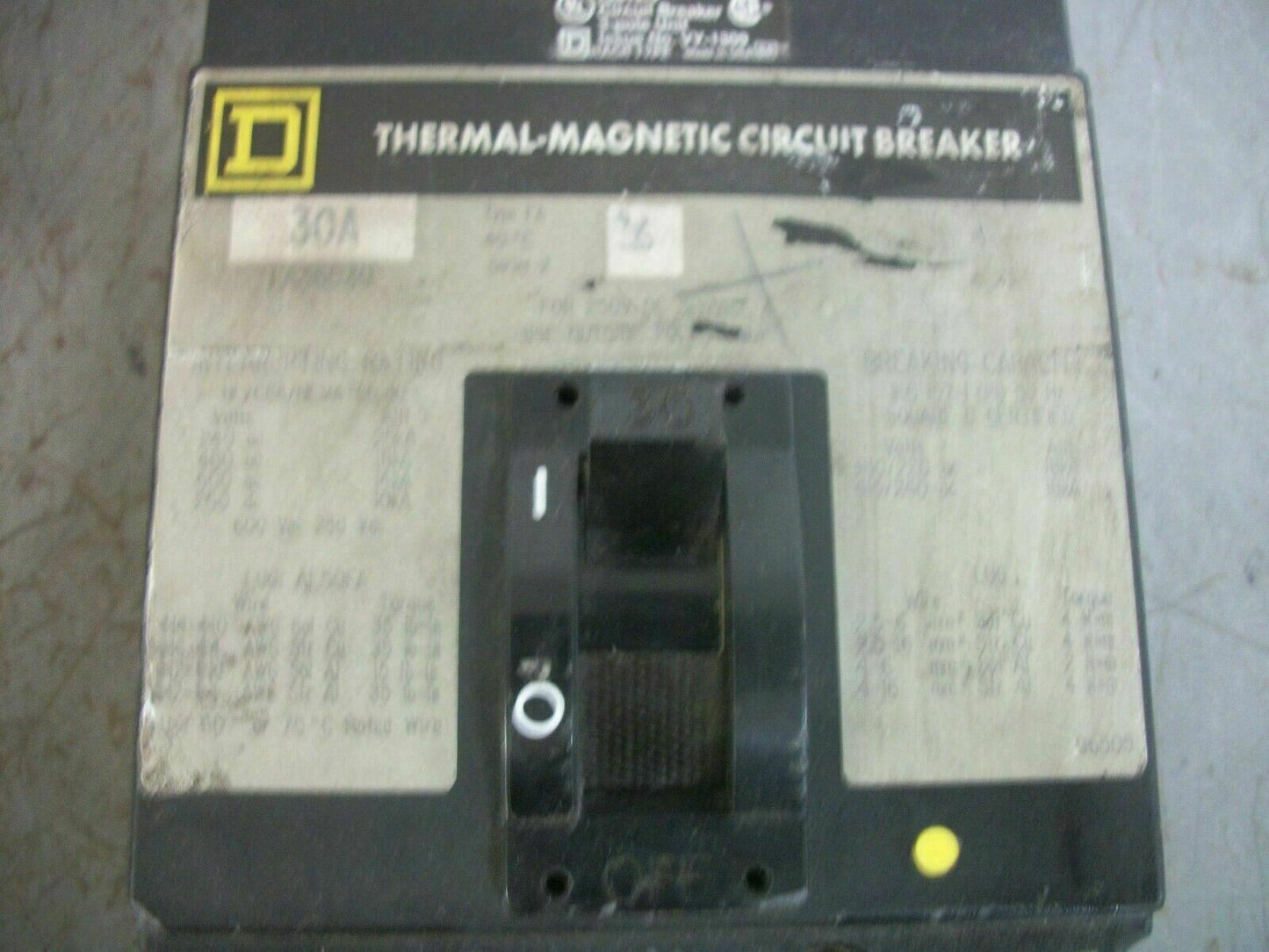 SQUARE D FAL CIRCUIT BREAKER FAL36030 30AMP 600VOLT 3POLE GRAY