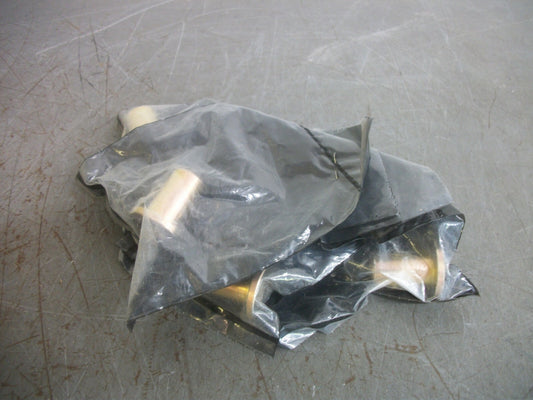 CAT LOT OF 4 SPACERS 9040110460 NEW