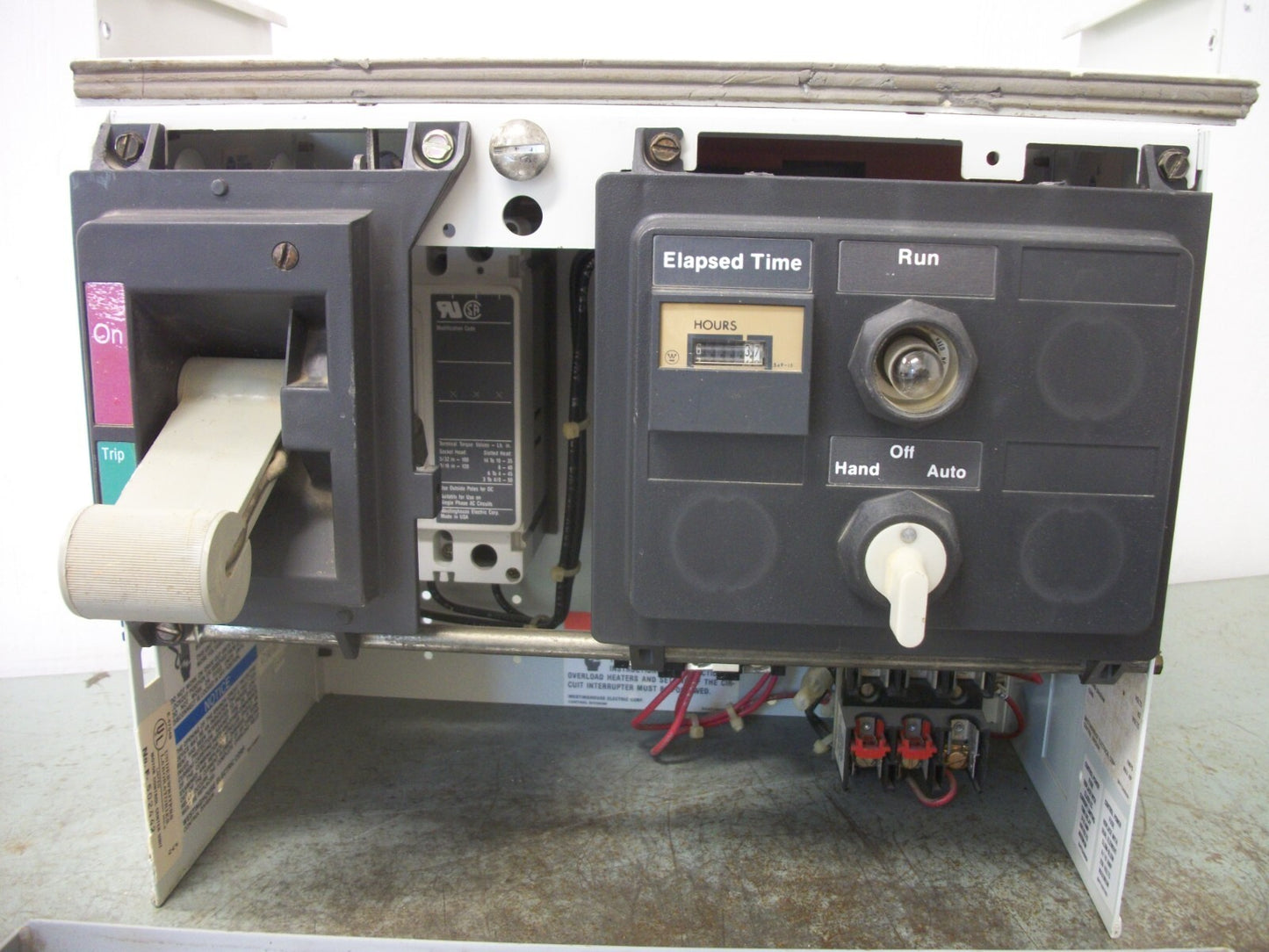 WESTINGHOUSE MCC STARTER BUCKET SIZE 1 A200M1CAC 120VCOIL 3AMP BREAKER