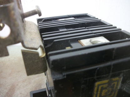 SQUARE D I-LINE FA CIRCUIT BREAKER FA24030AC 30AMP 480VOLT 2POLE BLACK CHIPPED