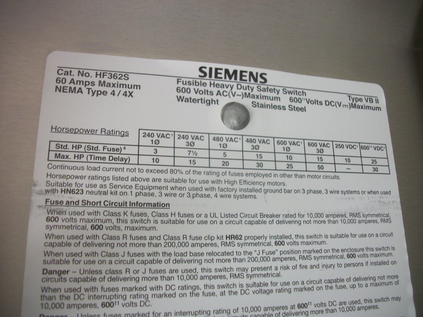 SIEMENS DISCONNECT SS TYPE 4,4X HF362S 60AMP 600VOLT 3POLE FUSIBLE NIB