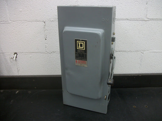 SQUARE D DISCONNECT TYPE 1 HU363 100AMP 600VOLT 3POLE NON-FUSIBLE OLD