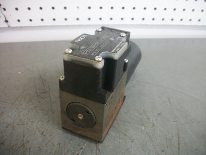NACHI DIRECTIONAL CONTROL SOLENOID VALVE S-G01-B3X-GRZ-D2-5456B NOB