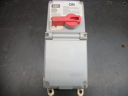 HUBBELL SWITCHED TWIST-LOCK ENCLOSURE 3R,12 SE2730A 30AMP 480VOLT