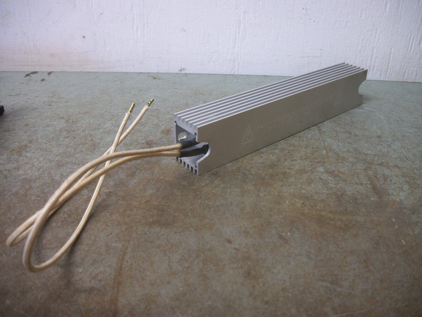 OMRON 35OHM BRAKING RESISTOR AX-REM00K4035-IE