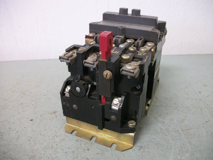 WESTINGHOUSE SIZE 0 MOTOR STARTER A200M0CAC 18AMP 120VCOIL 3PH 600V 5HP GRAY