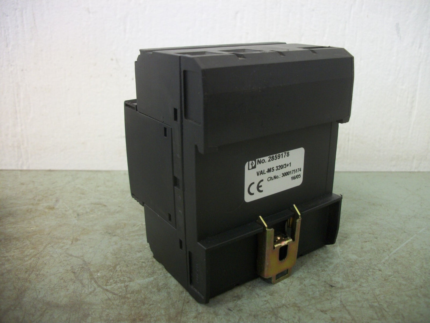 PHOENIX CONTACT VALVTRAB SURGE ARRESTER VAL-MS 320/3+1