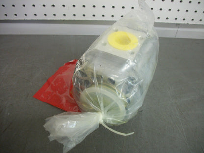 LINDE GEAR PUMP L0009810443 NEW