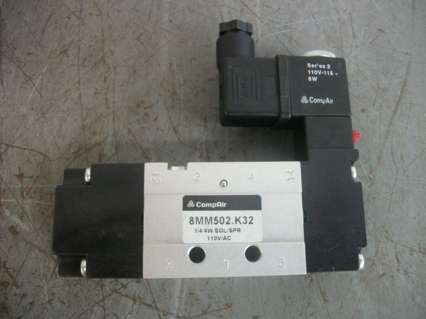 PARKER COMPAIR 1/4 SOLENOID SPRING VALVE 8MM501.K32 115VOLT 4WATT NEW