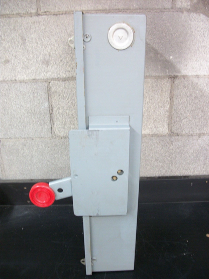 CUTLER-HAMMER DOUBLE THROW TYPE 1 DT223UGK 100AMP 240VOLT 2POLE NON-FUSIBLE