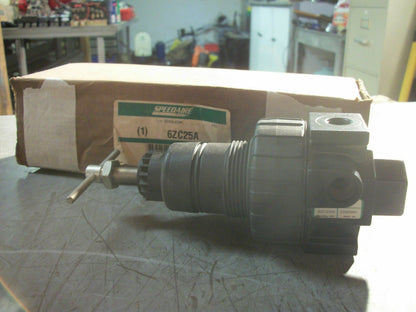 SPEEDAIRE 1/4 PNEUMATIC REGULATOR 6ZC25A 250PSI NIB