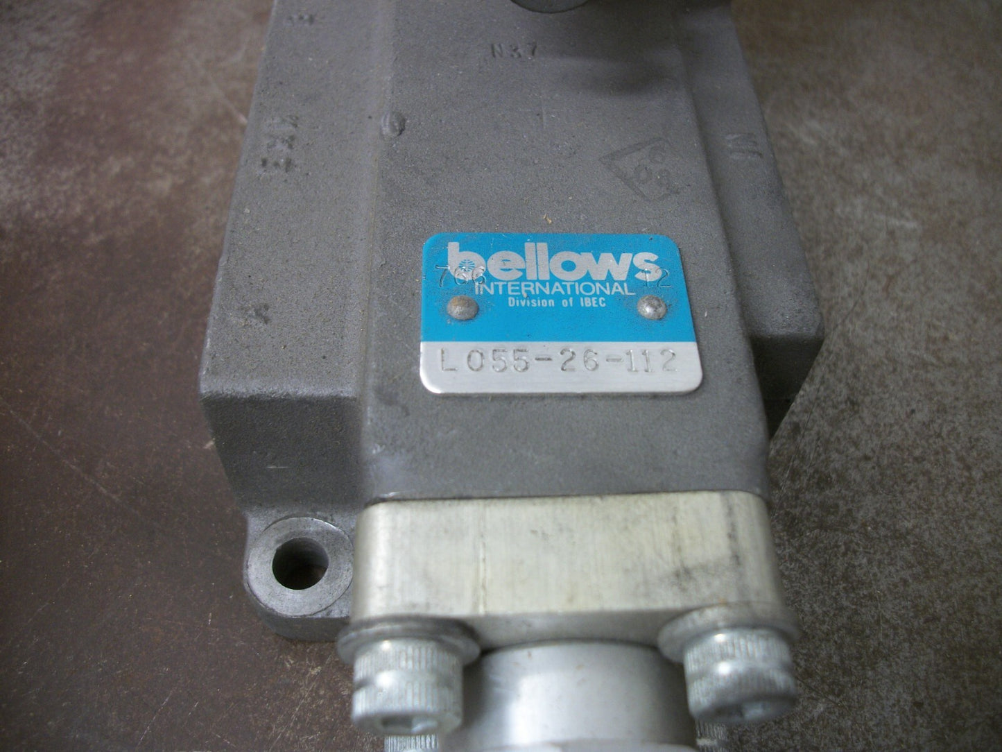 BELLOWS VALVAIR SPEED KING PILOT VALVE L05526112 NIB