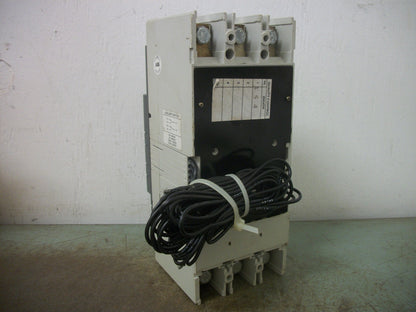 ABB SACE S4 S4N CIRCUIT BREAKER 122160023-001 250AMP 600VOLT 3POLE SHUNT+AUX NOB