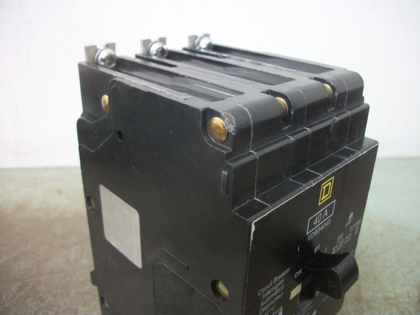 SQUARE D EDB CIRCUIT BREAKER EDB34030 30AMP 480VOLT 3POLE CHIPPED