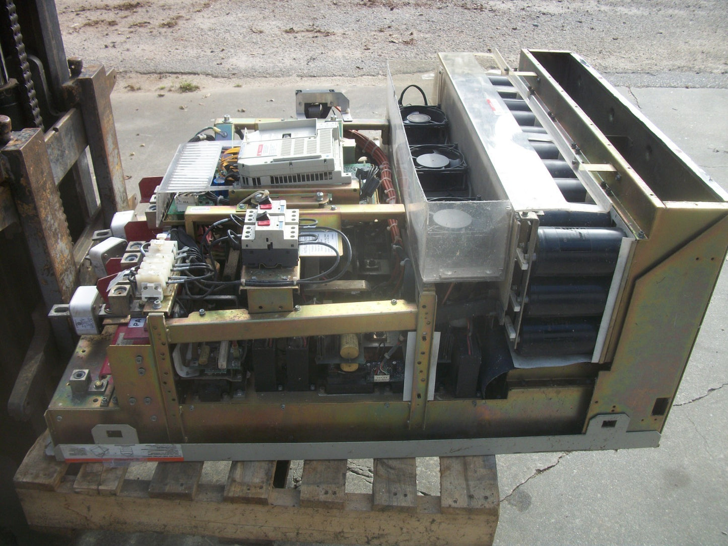 SQUARE D TELEMECANIQUE 250HP AC DRIVE ATV66C23N4 460VOLT 3PH 330AMP