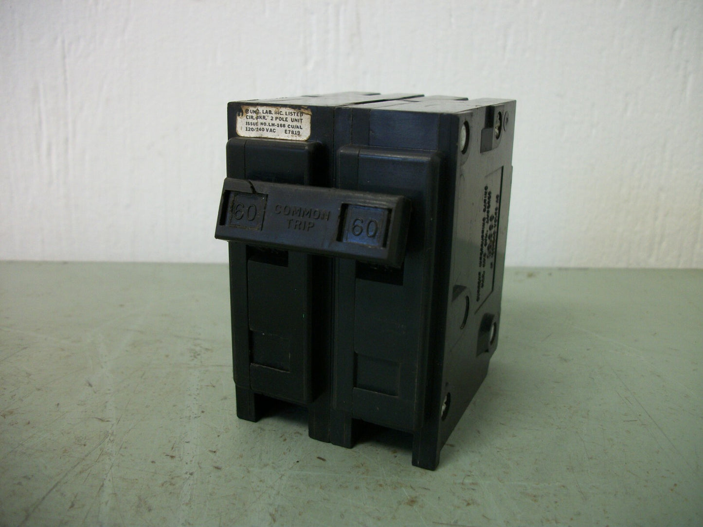 WESTINGHOUSE GA CIRCUIT BREAKER GA2060 GA260 60AMP 240VOLT 2POLE