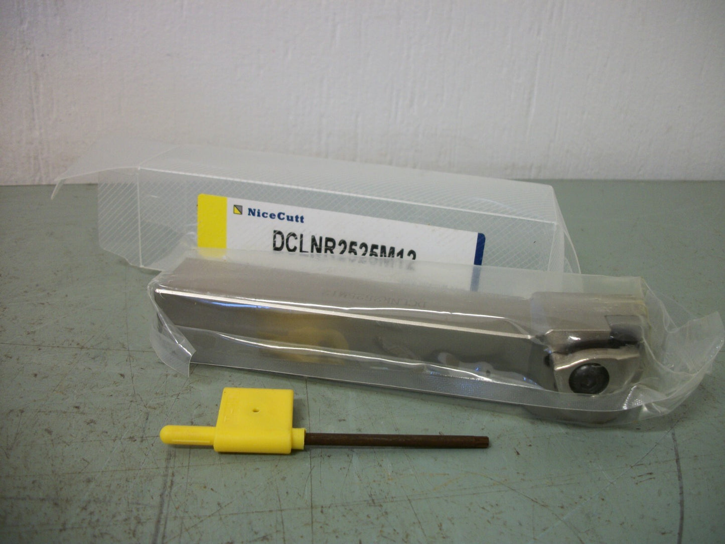 NICECUTT 150X32X25mm 95DEG ANGLE CUT TURNING SHANK TOOL DCLNR2525M12 NEW