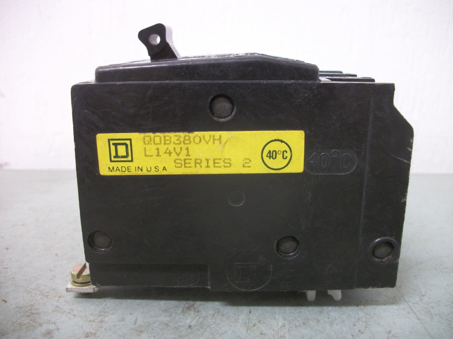 SQUARE D QOB CIRCUIT BREAKER QOB380VH 80AMP 240VOLT 3POLE 22kA OLD NOB