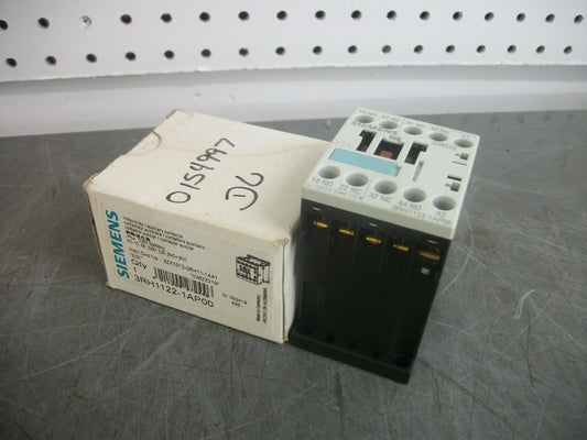 SIEMENS AUXILIARY CONTACTOR 3RH1122-1AP00 10AMP 230VCOIL NIB